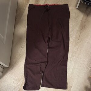 Dickies women’s mid rise Brown drawstring cargo scrubs